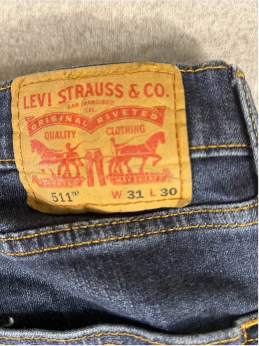 Levi’s 511 Slim Fit Jeans Men’s 31x30 Blue Medium Wash Denim Red Tab Cotton